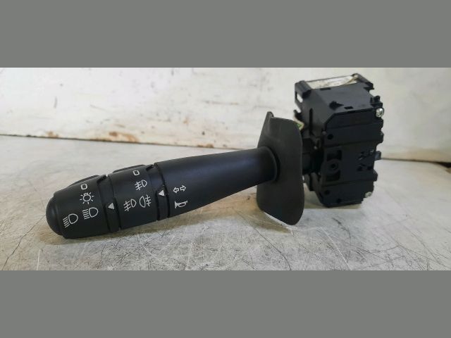 bontott DACIA SANDERO Bal Kormánykapcsoló Irányjelző