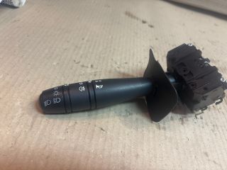 bontott DACIA SANDERO Bal Kormánykapcsoló Irányjelző