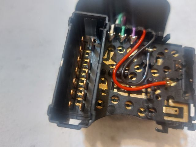 bontott DACIA SANDERO Bal Kormánykapcsoló Irányjelző