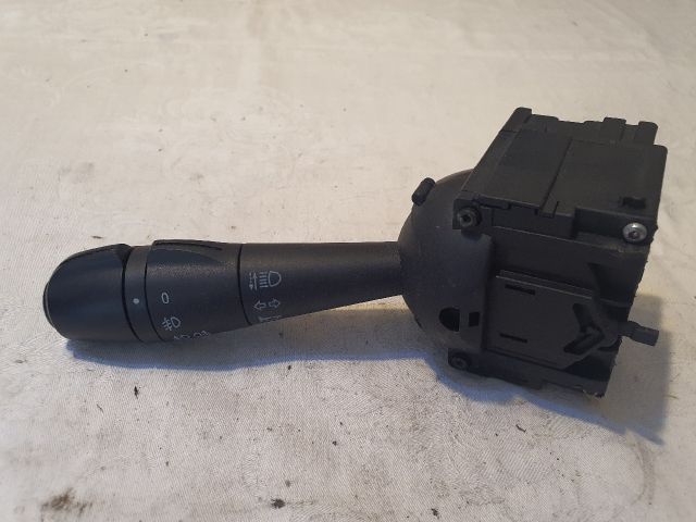 bontott DACIA SANDERO Bal Kormánykapcsoló Irányjelző