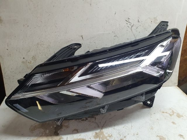 bontott DACIA SANDERO Bal Ledes Fényszóró