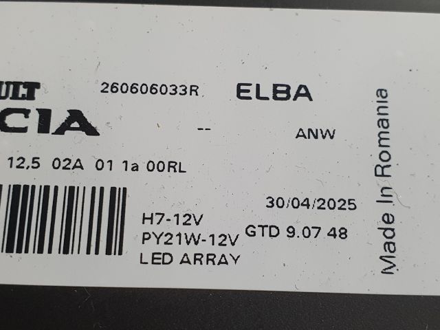 bontott DACIA SANDERO Bal Ledes Fényszóró