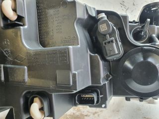 bontott DACIA SANDERO Bal Ledes Fényszóró