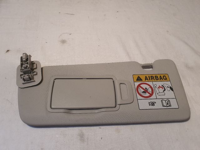 bontott DACIA SANDERO Bal Napellenző