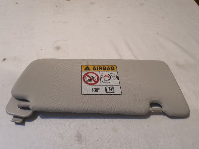 bontott DACIA SANDERO Bal Napellenző