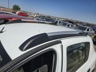 bontott DACIA SANDERO Bal Tetősín