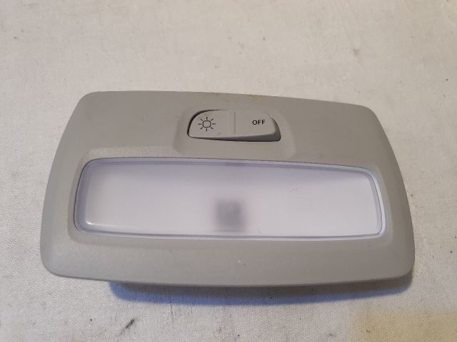 bontott DACIA SANDERO Beltér Világítás Első