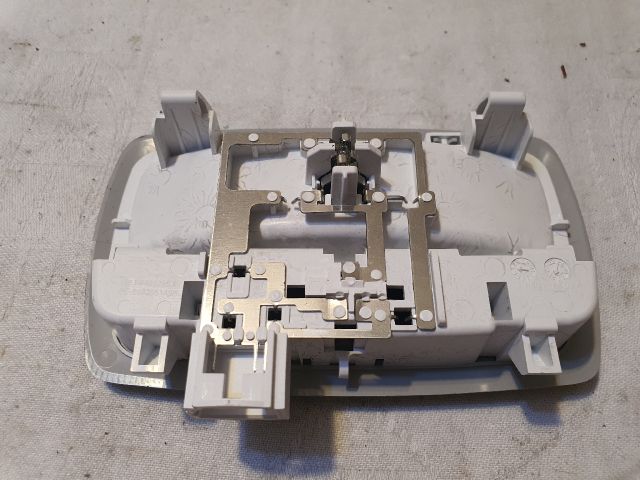 bontott DACIA SANDERO Beltér Világítás Első