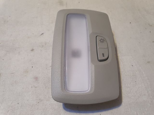 bontott DACIA SANDERO Beltér Világítás Első