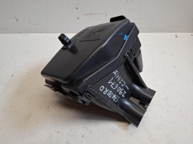 bontott DACIA SANDERO Biztosítéktábla Doboz