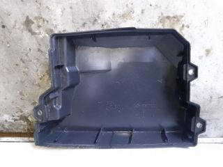 bontott DACIA SANDERO Biztosítéktábla Fedél