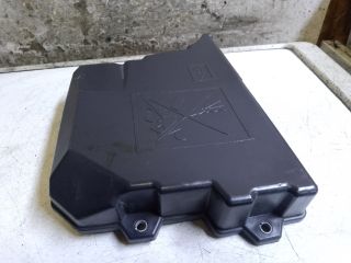 bontott DACIA SANDERO Biztosítéktábla Fedél