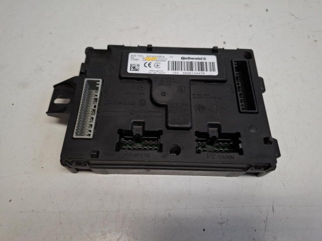 bontott DACIA SANDERO Biztosítéktábla Utastér