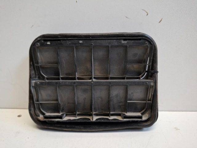 bontott DACIA SANDERO Csomagtér Szellőző Hátsó