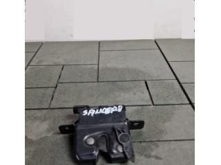 bontott DACIA SANDERO Csomagtérajtó Zárszerkezet