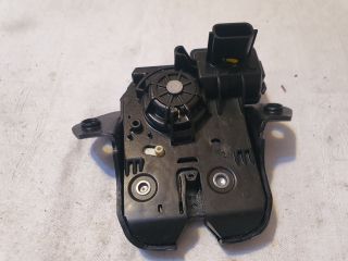 bontott DACIA SANDERO Csomagtérajtó Zárszerkezet