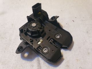 bontott DACIA SANDERO Csomagtérajtó Zárszerkezet