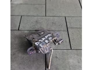 bontott DACIA SANDERO Csomagtérajtó Zárszerkezet