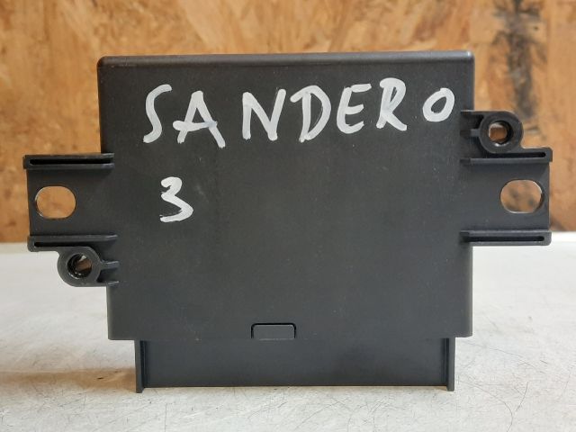 bontott DACIA SANDERO Elektronika (Magában)