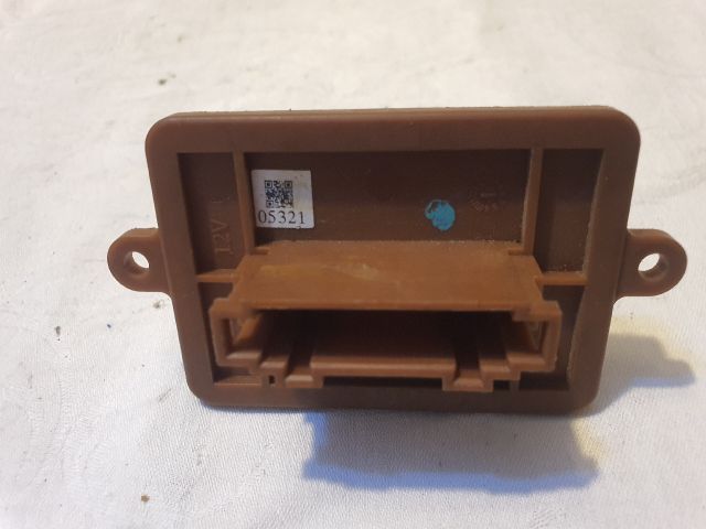 bontott DACIA SANDERO Előtét Ellenállás Fűtőmotor