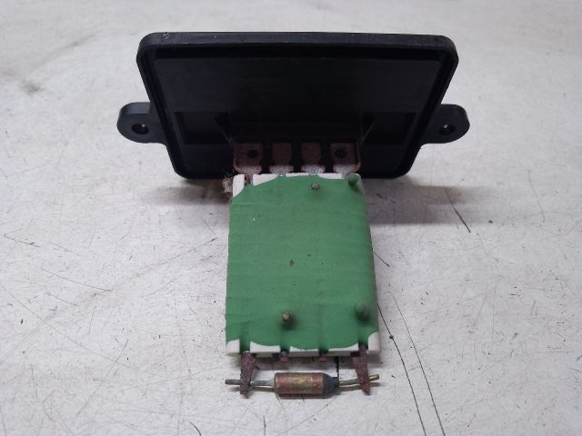 bontott DACIA SANDERO Előtét Ellenállás Fűtőmotor