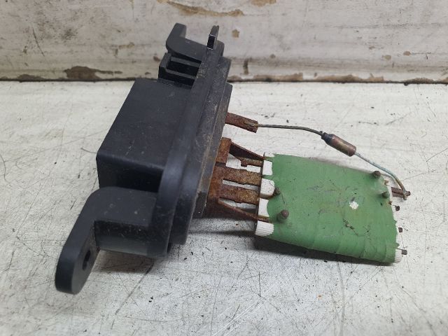 bontott DACIA SANDERO Előtét Ellenállás Fűtőmotor