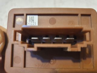 bontott DACIA SANDERO Előtét Ellenállás Fűtőmotor