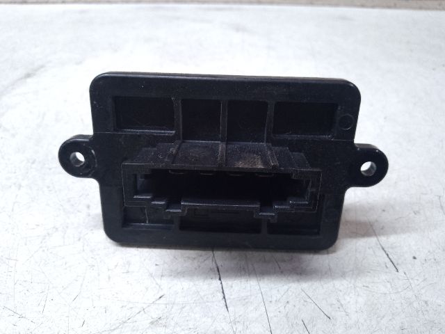 bontott DACIA SANDERO Előtét Ellenállás Fűtőmotor