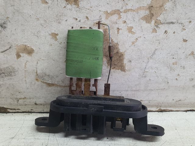 bontott DACIA SANDERO Előtét Ellenállás Fűtőmotor