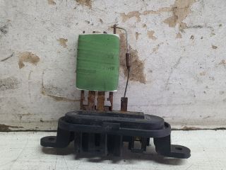 bontott DACIA SANDERO Előtét Ellenállás Fűtőmotor