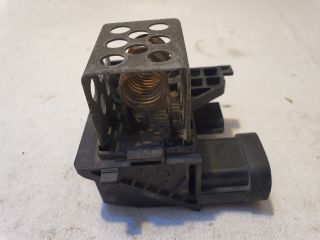 bontott DACIA SANDERO Előtét Ellenállás Hűtőventilátor