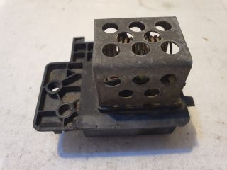 bontott DACIA SANDERO Előtét Ellenállás Hűtőventilátor