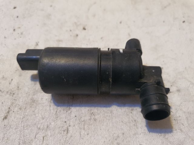 bontott DACIA SANDERO Első Ablakmosó Szivattyú