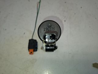 bontott DACIA SANDERO Első Ablakmosó Szivattyú