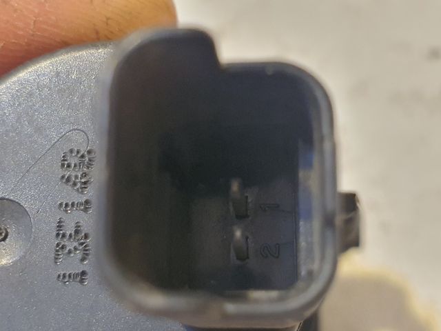 bontott DACIA SANDERO Első Ablakmosó Szivattyú