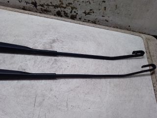 bontott DACIA SANDERO Első Ablaktörlő Kar