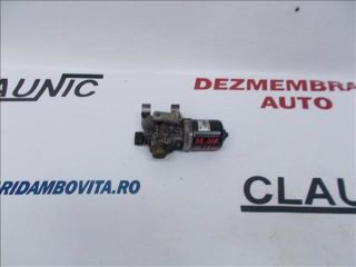 bontott DACIA SANDERO Első Ablaktörlő Motor