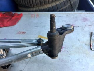 bontott DACIA SANDERO Első Ablaktörlő Motor