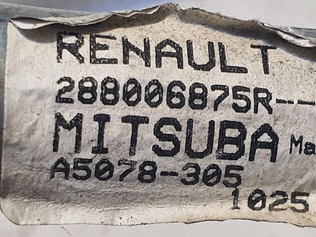 bontott DACIA SANDERO Első Ablaktörlő Szerkezet Motorral