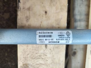 bontott DACIA SANDERO Első Ablaktörlő Szerkezet Motorral