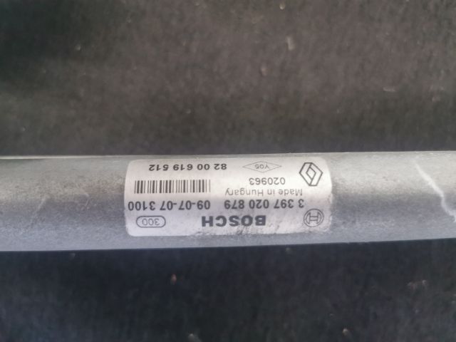 bontott DACIA SANDERO Első Ablaktörlő Szerkezet Motorral