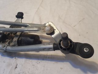 bontott DACIA SANDERO Első Ablaktörlő Szerkezet Motorral