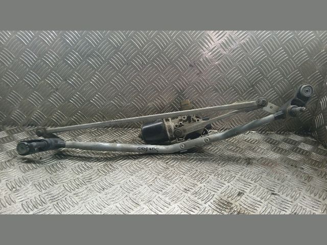 bontott DACIA SANDERO Első Ablaktörlő Szerkezet Motorral