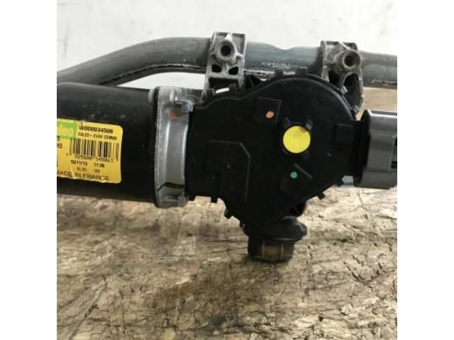 bontott DACIA SANDERO Első Ablaktörlő Szerkezet