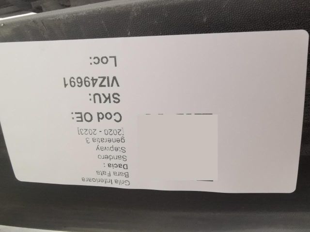 bontott DACIA SANDERO Első Lökhárító Alsó Középső Díszrács