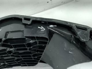 bontott DACIA SANDERO Első Lökhárító Alsó Középső Díszrács