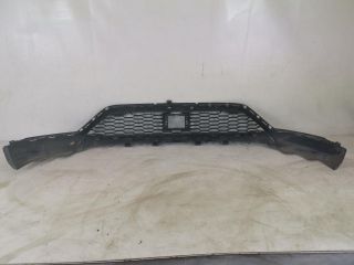 bontott DACIA SANDERO Első Lökhárító Alsó Középső Díszrács