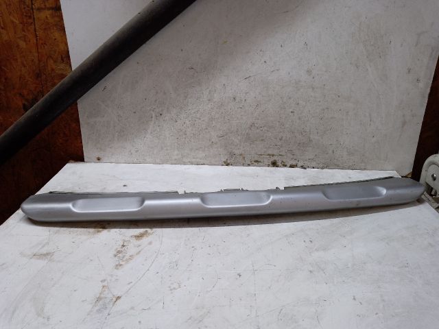 bontott DACIA SANDERO Első Lökhárító Díszléc