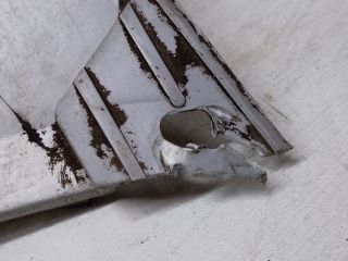 bontott DACIA SANDERO Első Lökhárító Díszléc