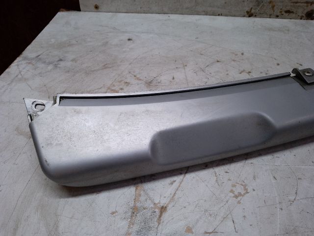 bontott DACIA SANDERO Első Lökhárító Díszléc